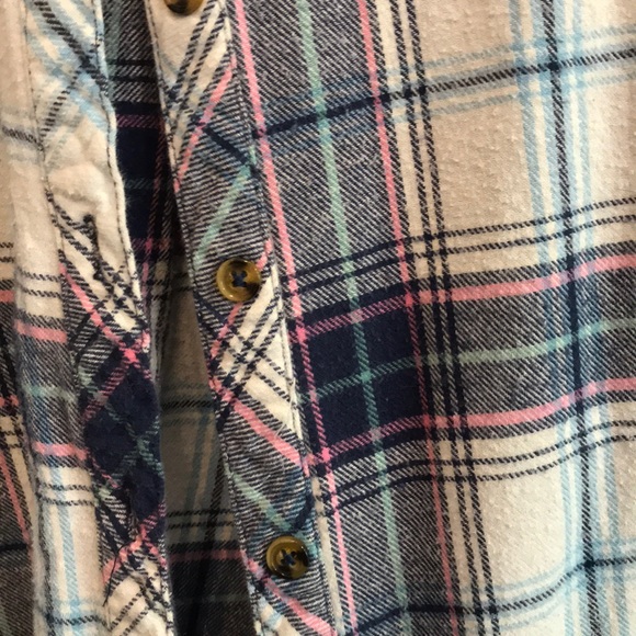 ⭐️ Plaid shirt 2/30$ - Picture 2 of 4